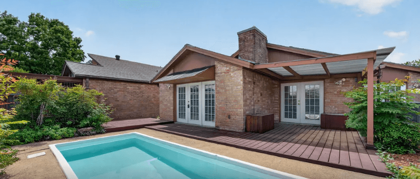 7710 Green Lawn Dr Houston TX single family rental property cash flow analysis at four mortgage rates